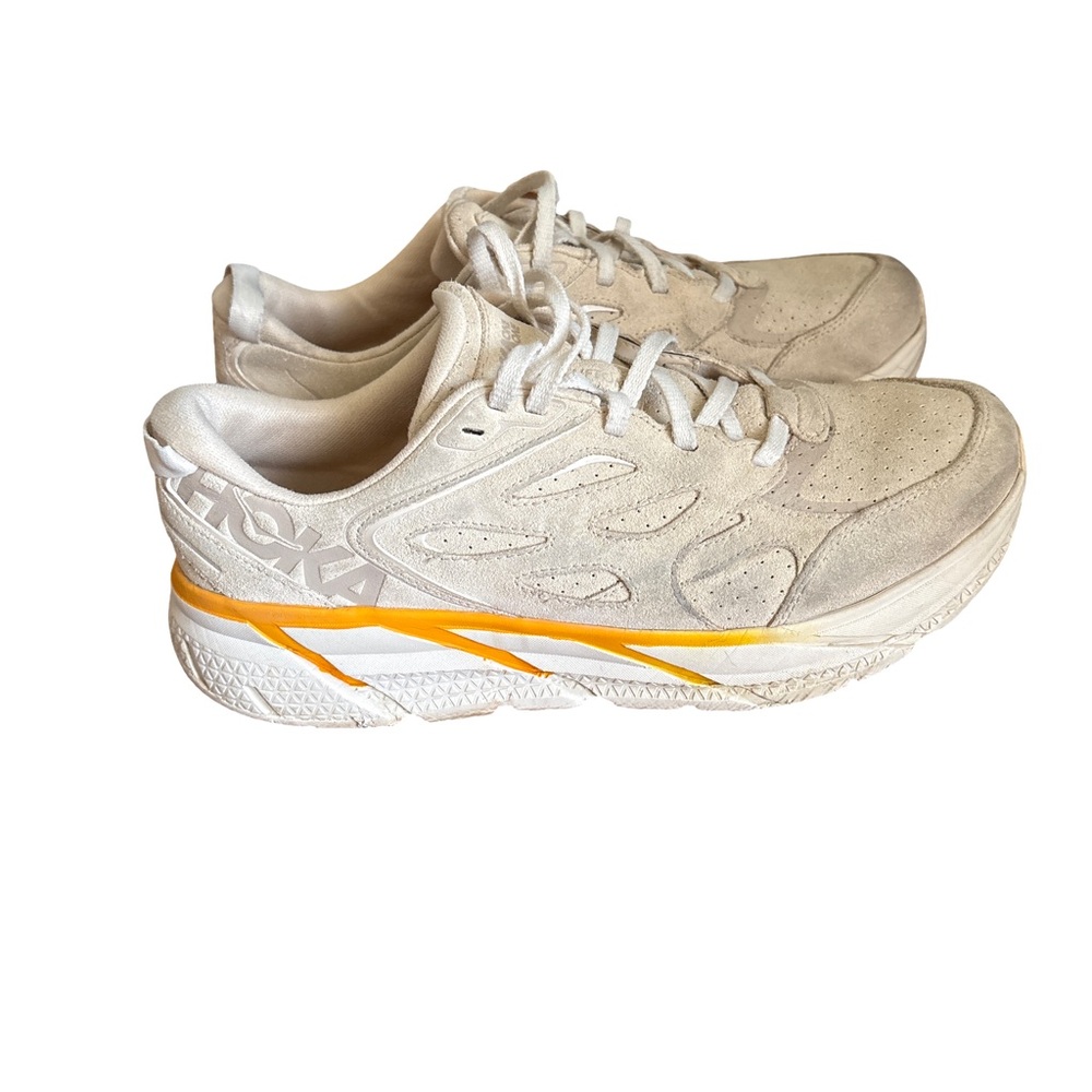 Hoka One One Clifton L Suede
Short Bread